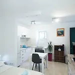 Apartman King's Garden