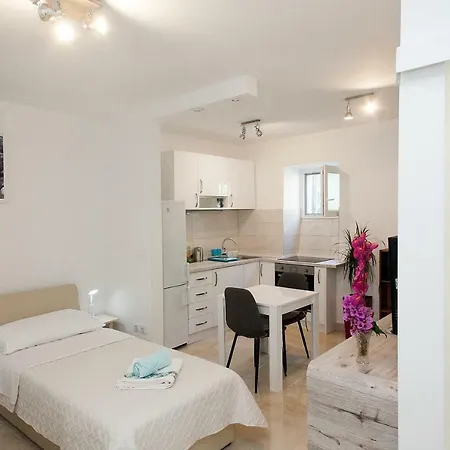 King's Garden Apartment Split